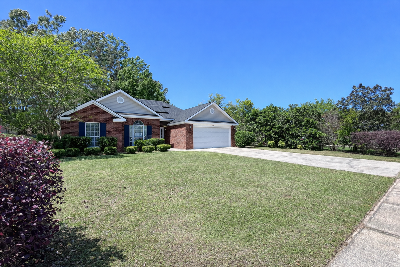68 Carlisle Ln - Photo 2 of 29
