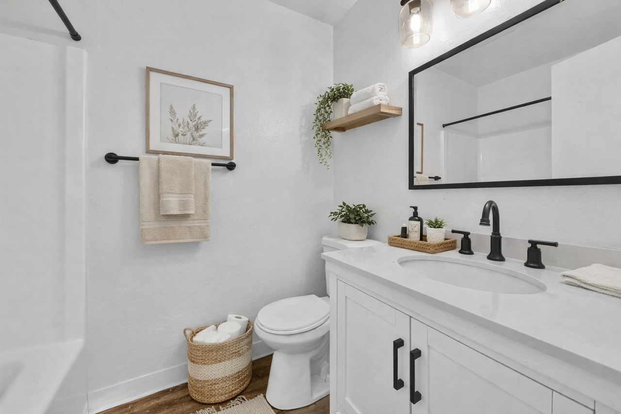 1311 1st St Apartments - Photo 6 of 10