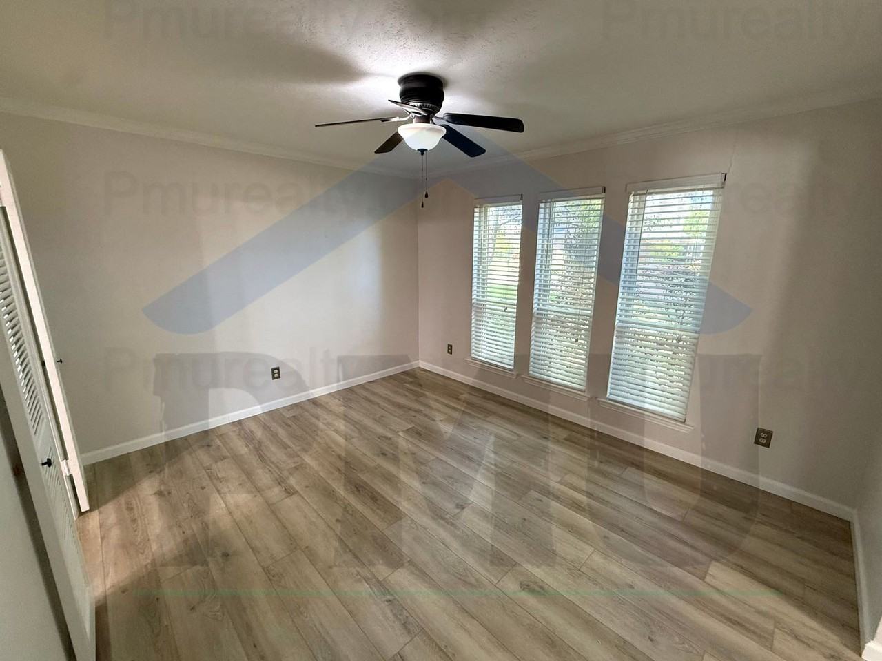 1810 Tulane Dr - Photo 3 of 32