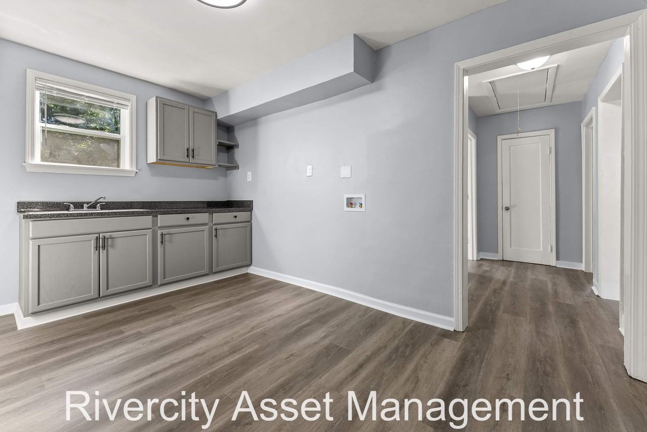 1622 Elvis Presley Blvd #1 - Photo 6 of 18