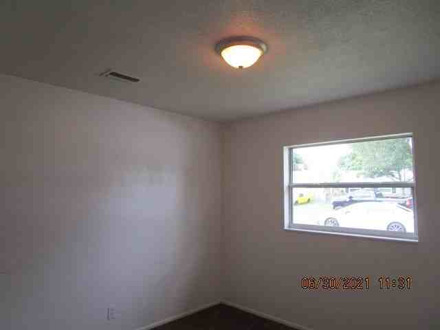 1953 Nelson Ave #1 - Photo 5 of 14