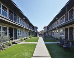 featured image of 201 E 12th St