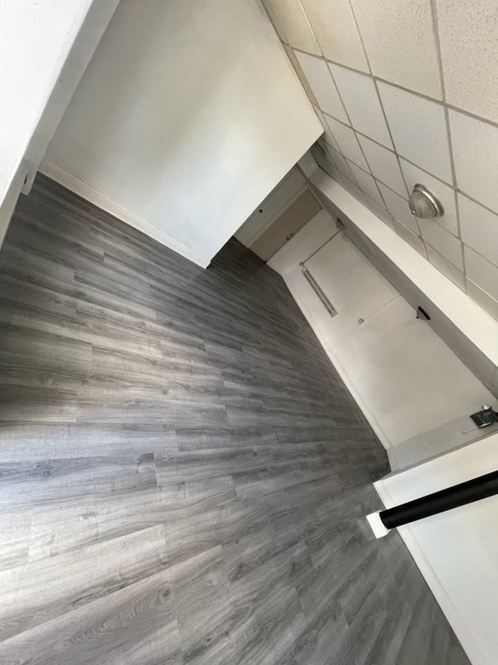 546 E Tulpehocken St #A - Photo 5 of 5