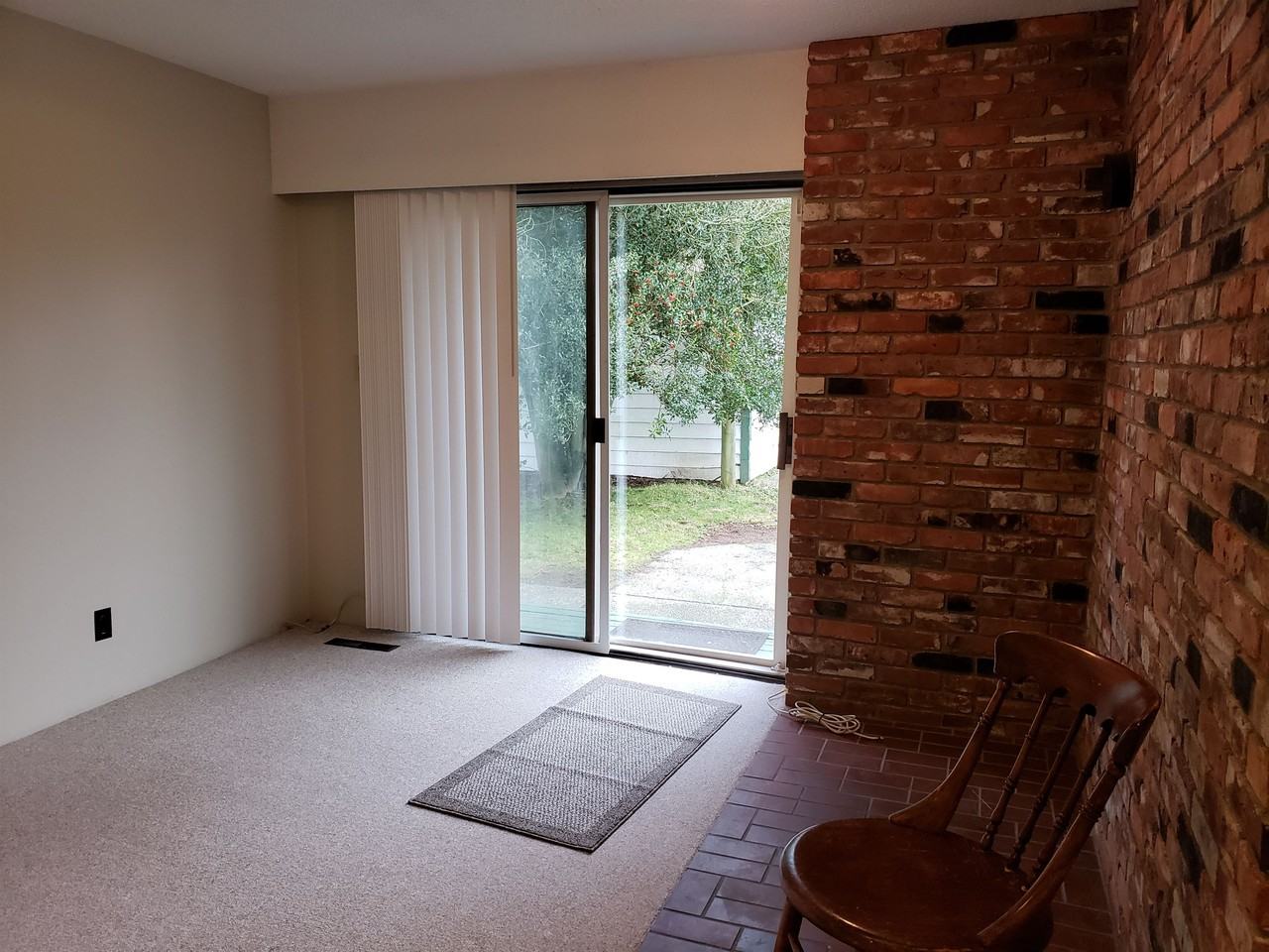 1812 184 St #1 - Photo 7 of 11