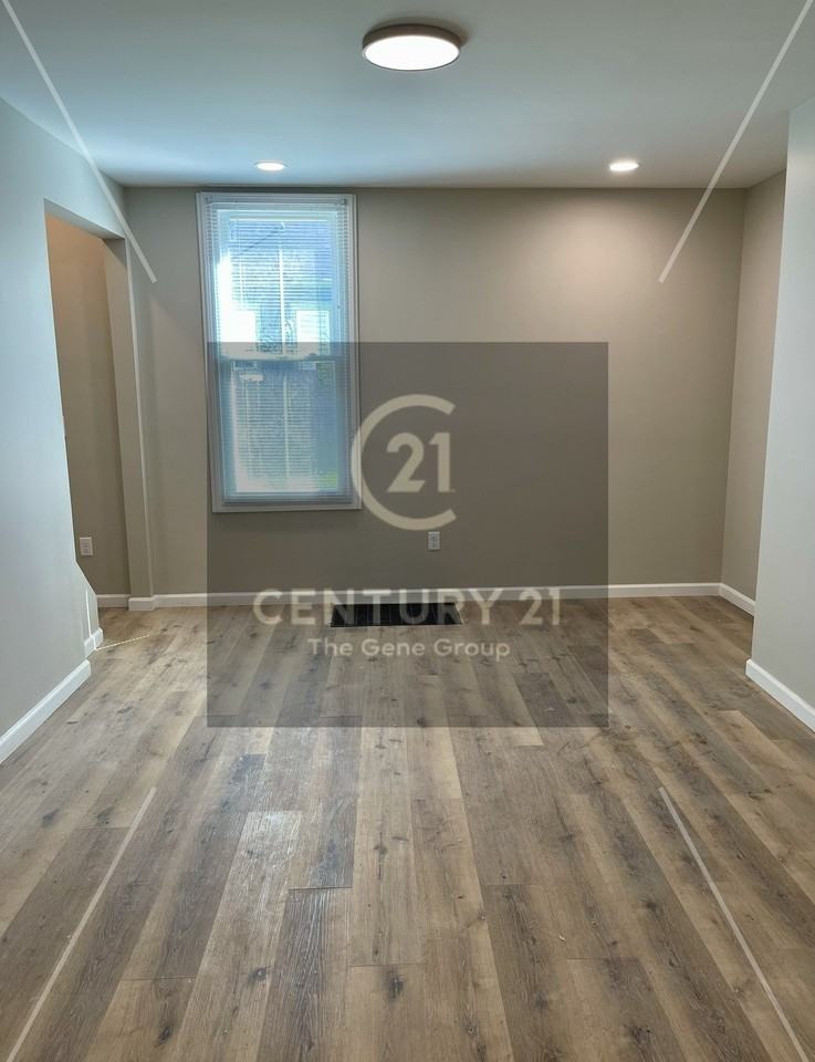 319 Wyoming St #1 - Photo 4 of 25