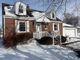 featured image of 167 Cook Ave #1