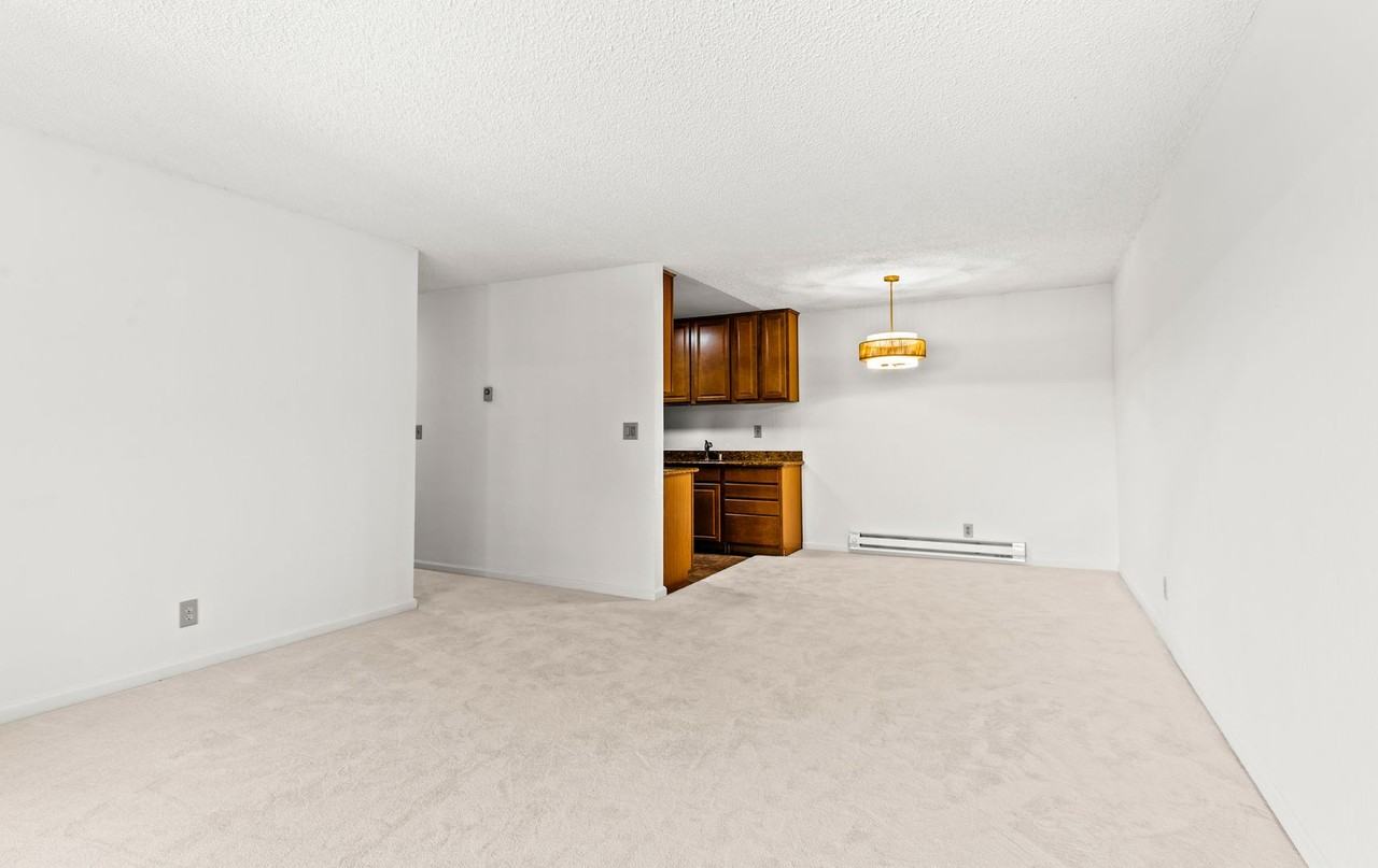 1311 Webster St - Photo 6 of 40