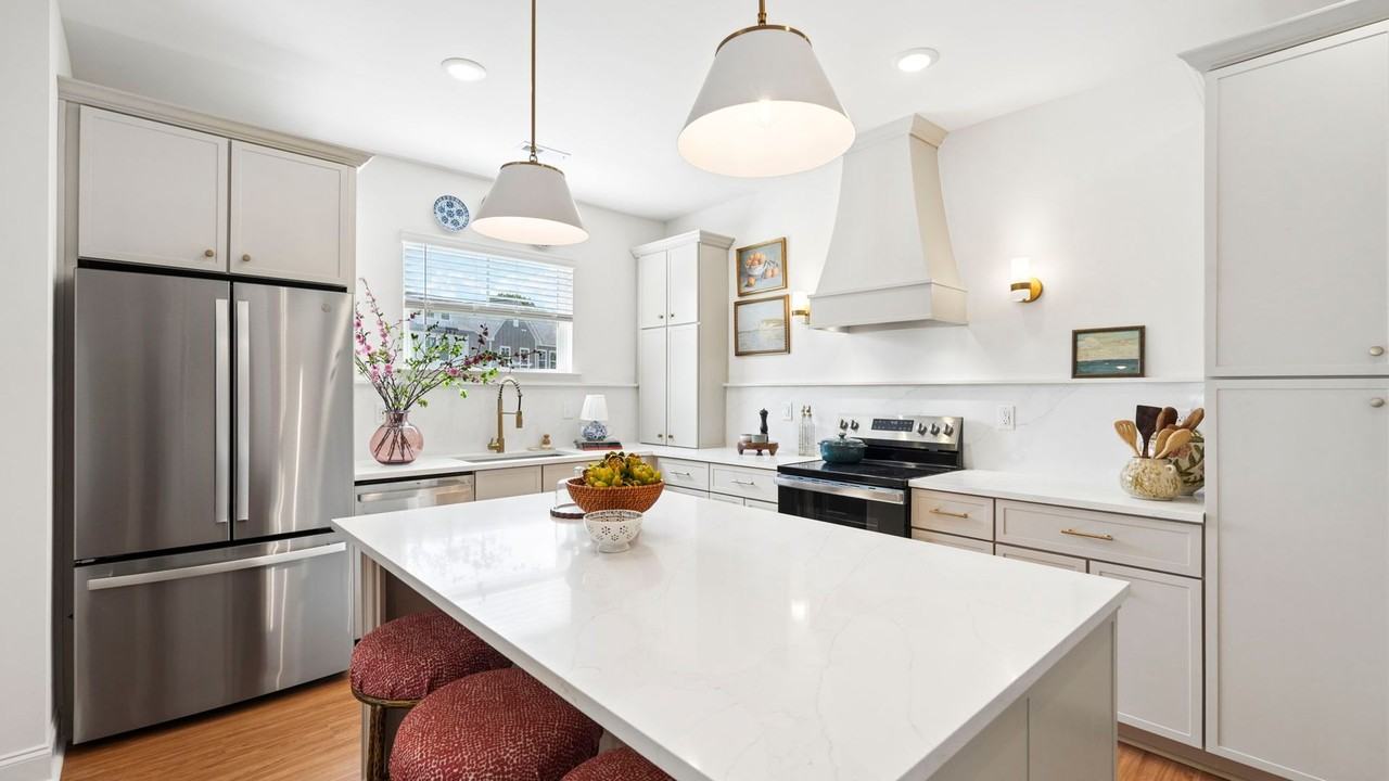 New Classically designed Duet style homes for Rent in Charlotte - Photo 6 of 24