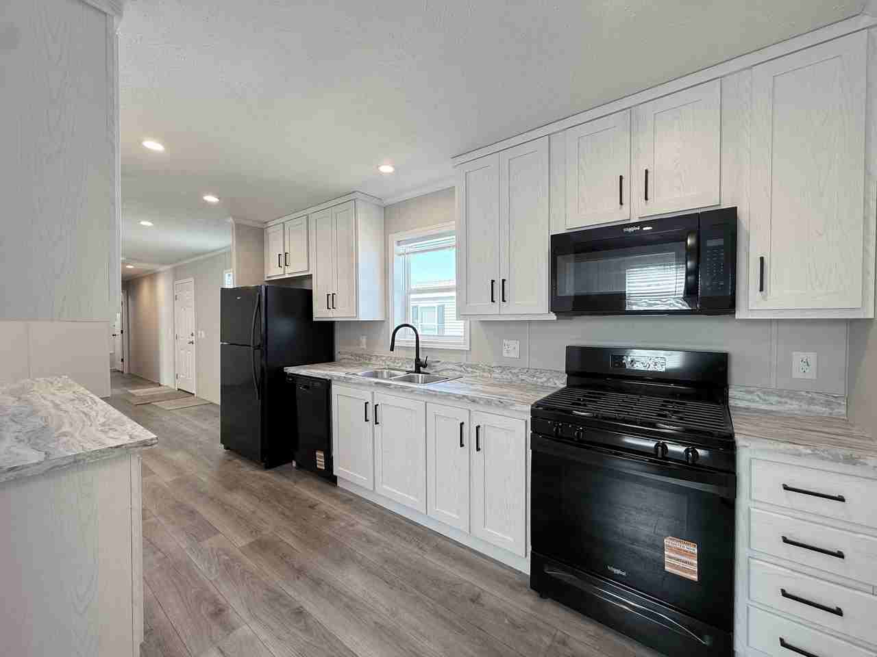 52780 S Zacharias Ct #152 - Photo 7 of 31