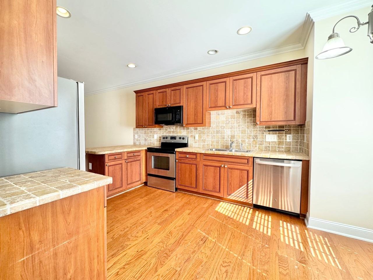 78 Nandina Dr - Photo 2 of 15