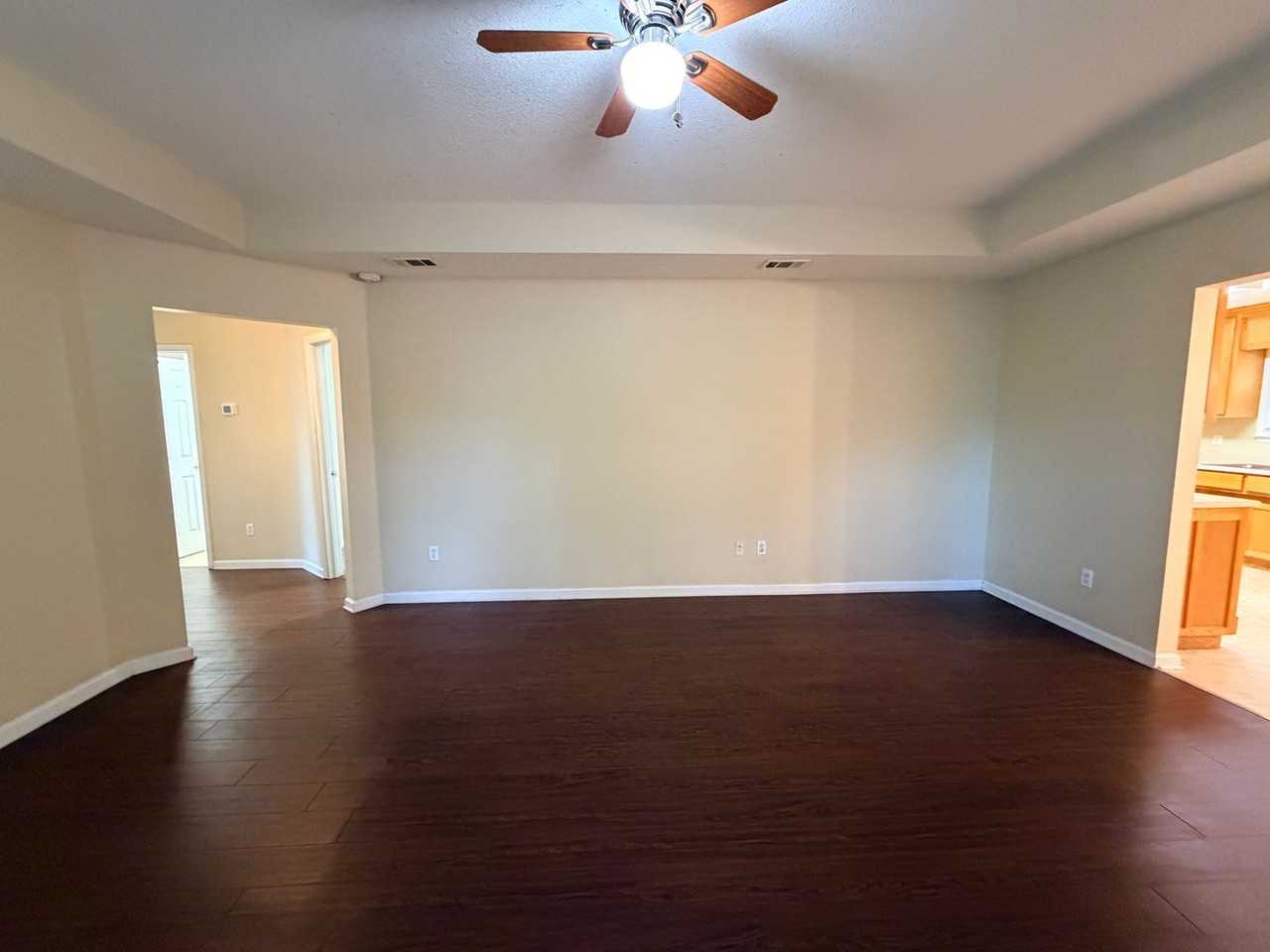 3000 Ginny Dr - Photo 3 of 15