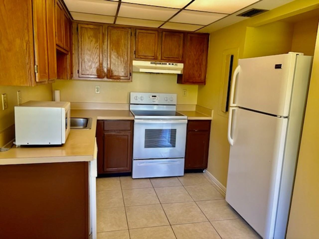1540 Mainsail Dr #11 - Photo 2 of 11