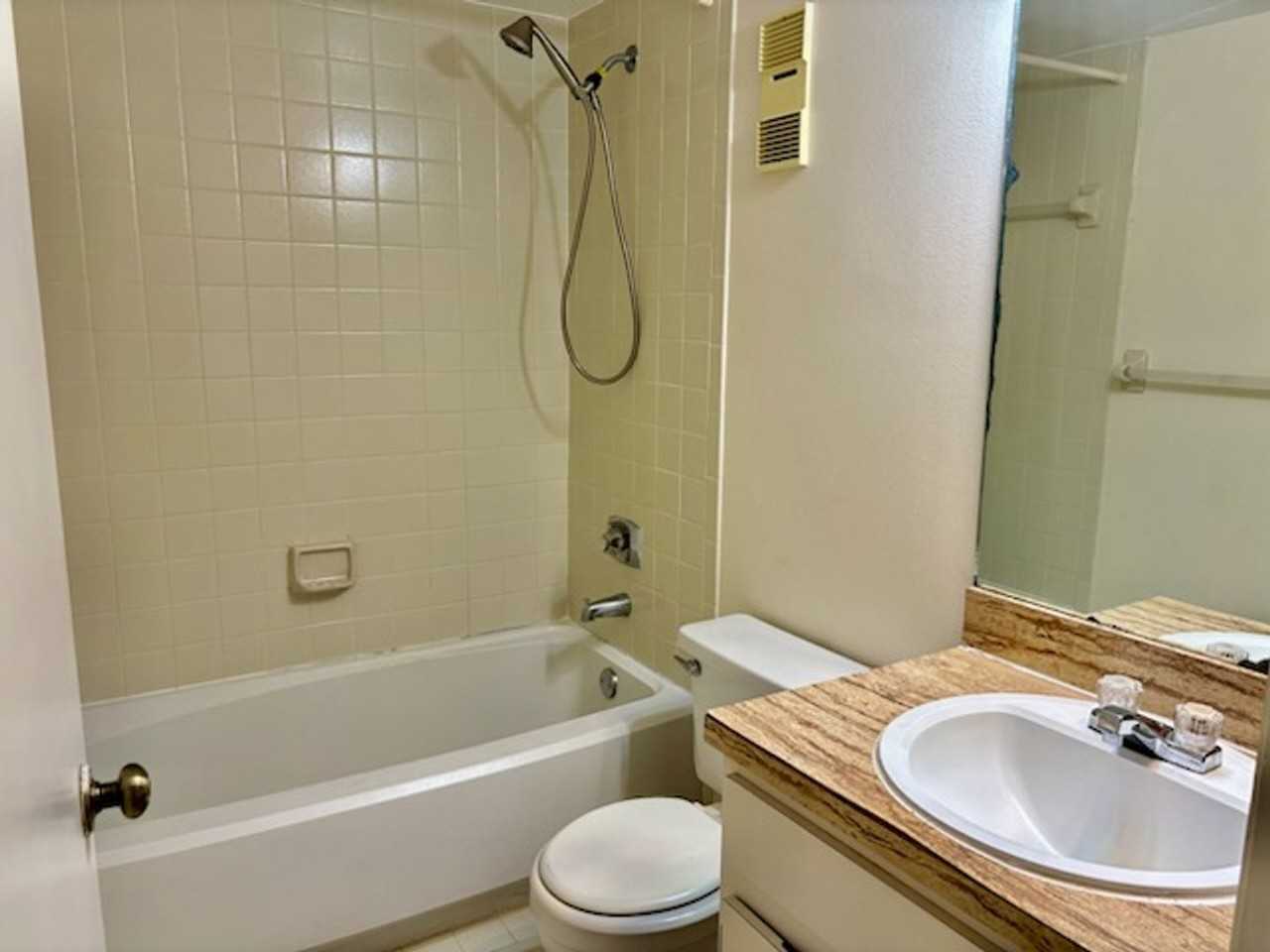 1540 Mainsail Dr #11 - Photo 7 of 11