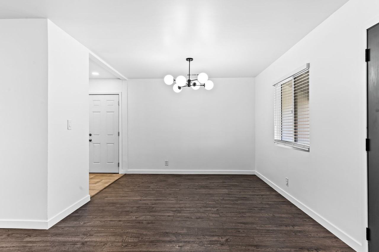 317 Tennyson Rd - Photo 6 of 18