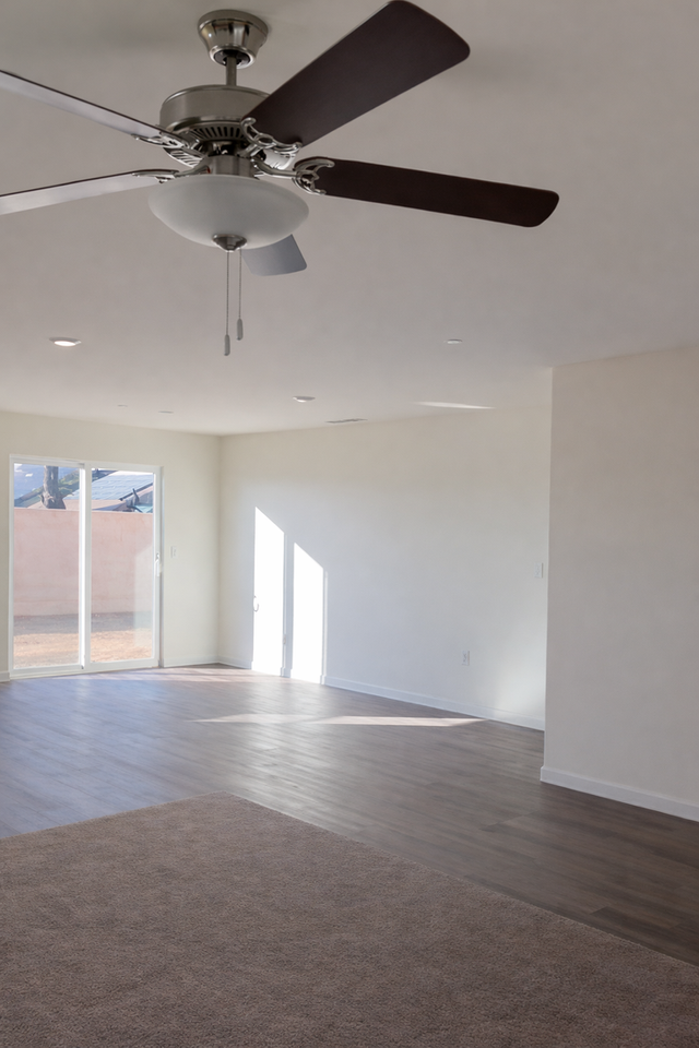 1646 Concord Ave - Photo 6 of 15