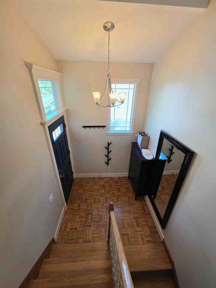 3231 S 299th St - Photo 3 of 32