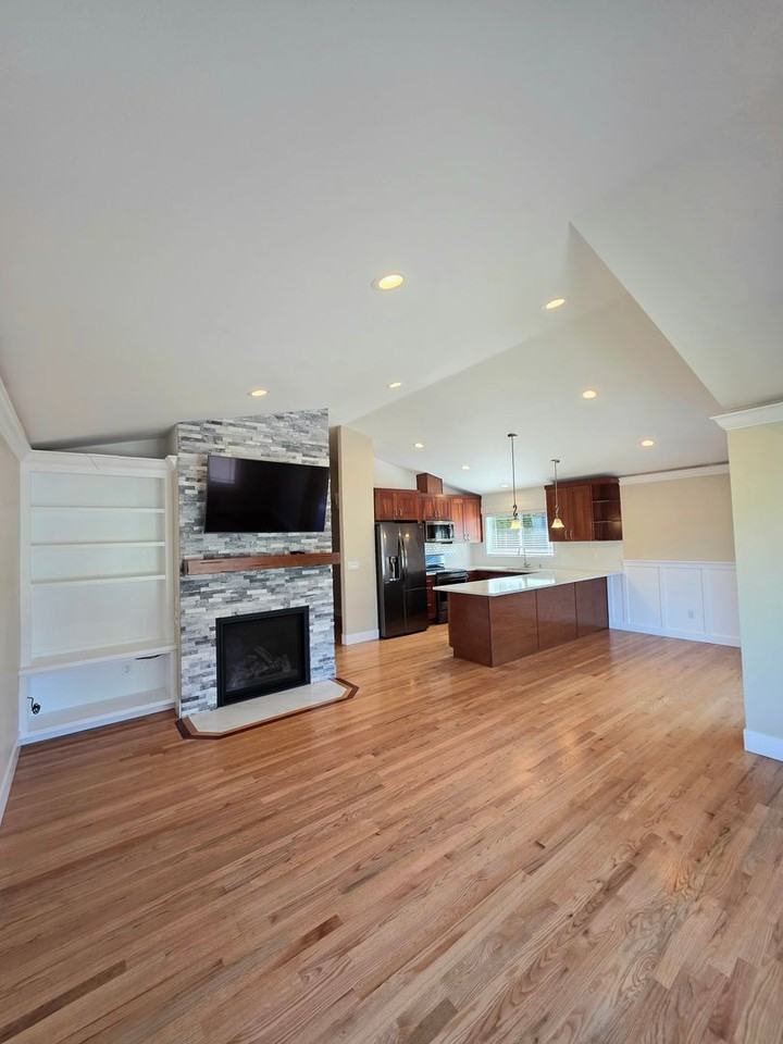 3231 S 299th St - Photo 7 of 32