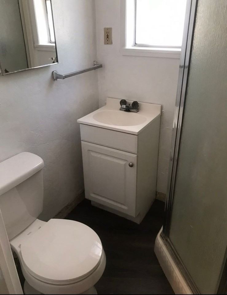 710 Normal Ave - Photo 6 of 6