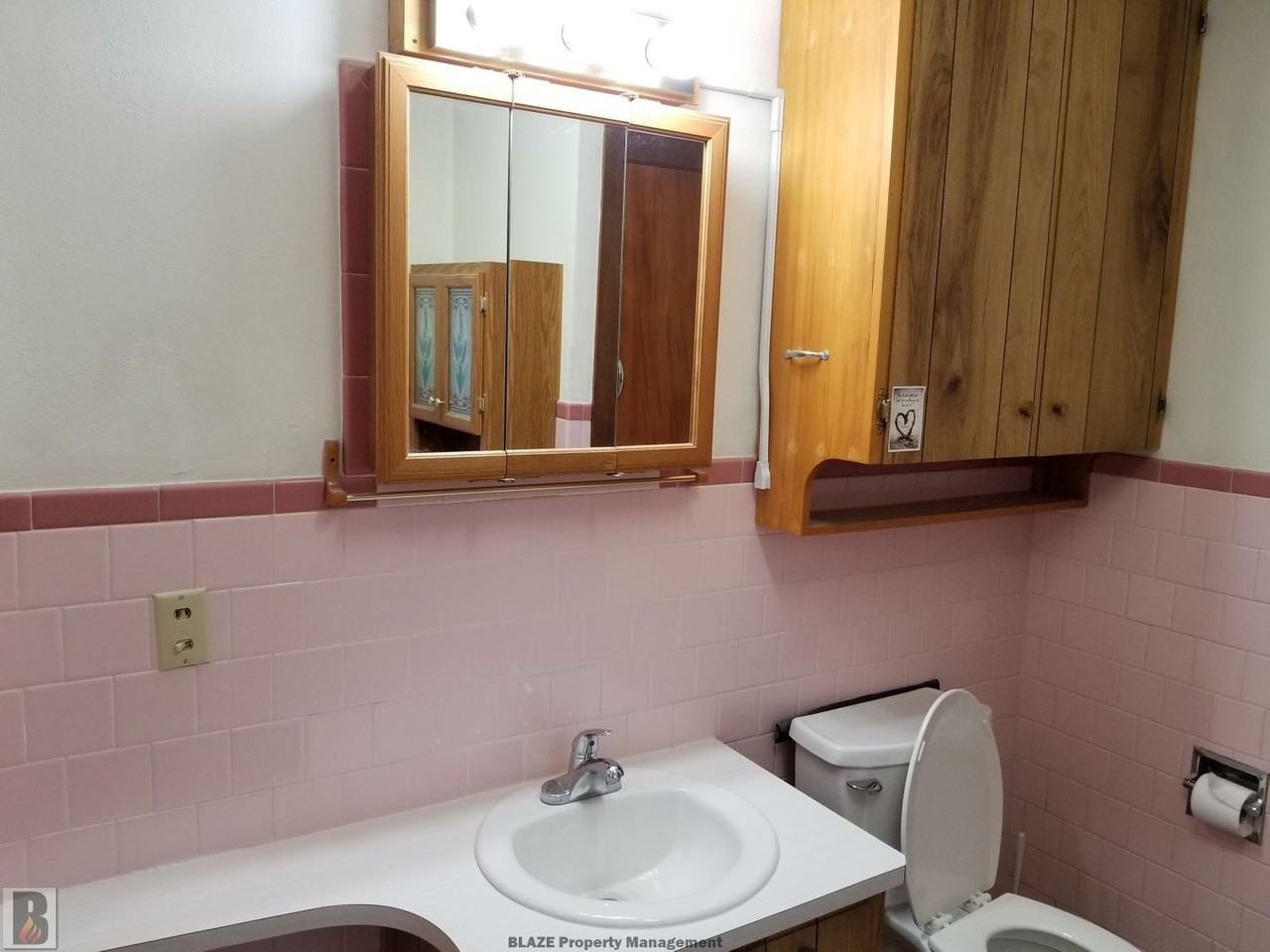 3709 S Van Buren St - Photo 6 of 27