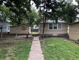304 Se 5th St - Photo 1 of 1
