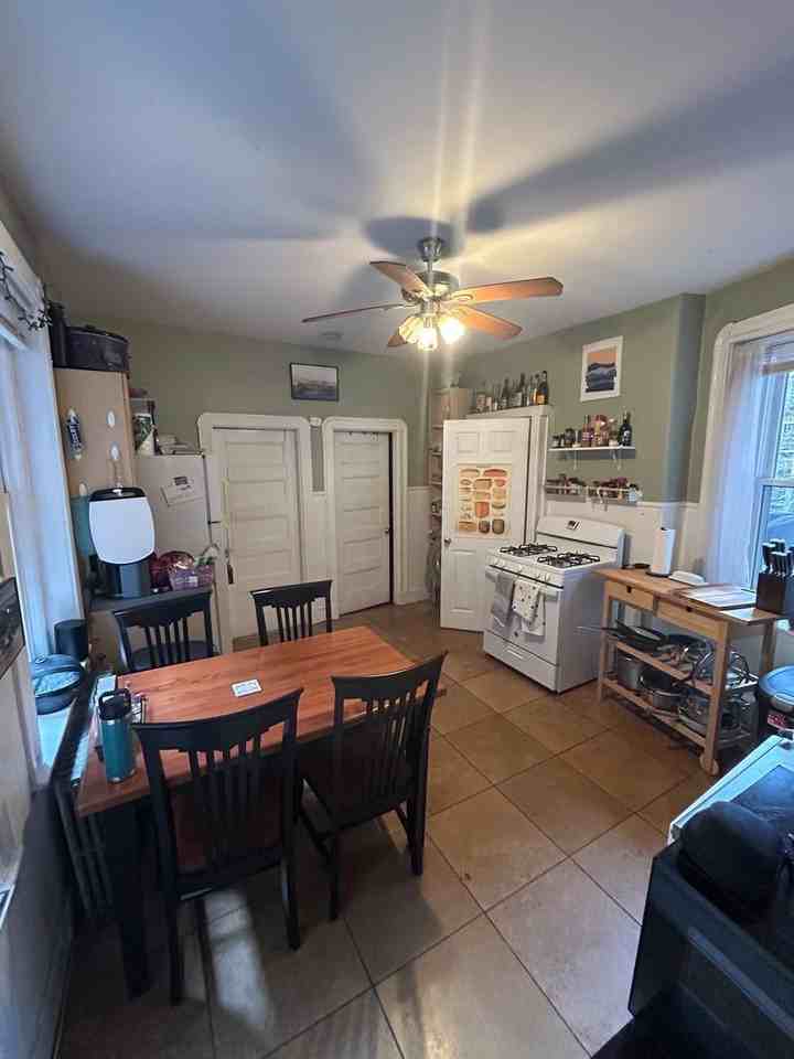 145 Charles St - Photo 4 of 6