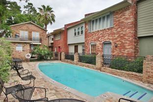 1717-1745 Commonwealth - Photo 1 of 1