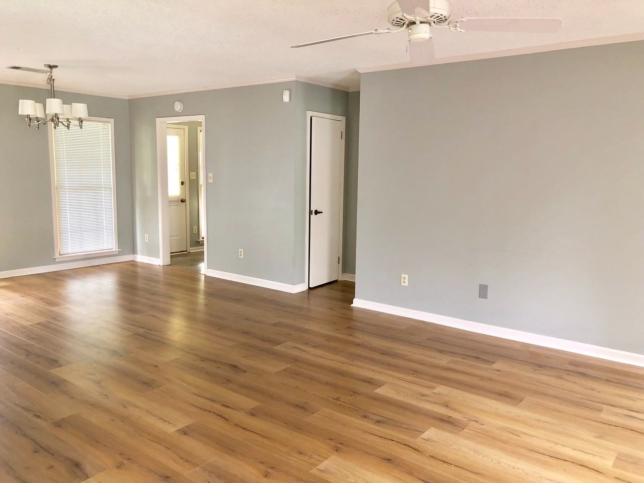 1345 Zephyr Hills Dr - Photo 5 of 13