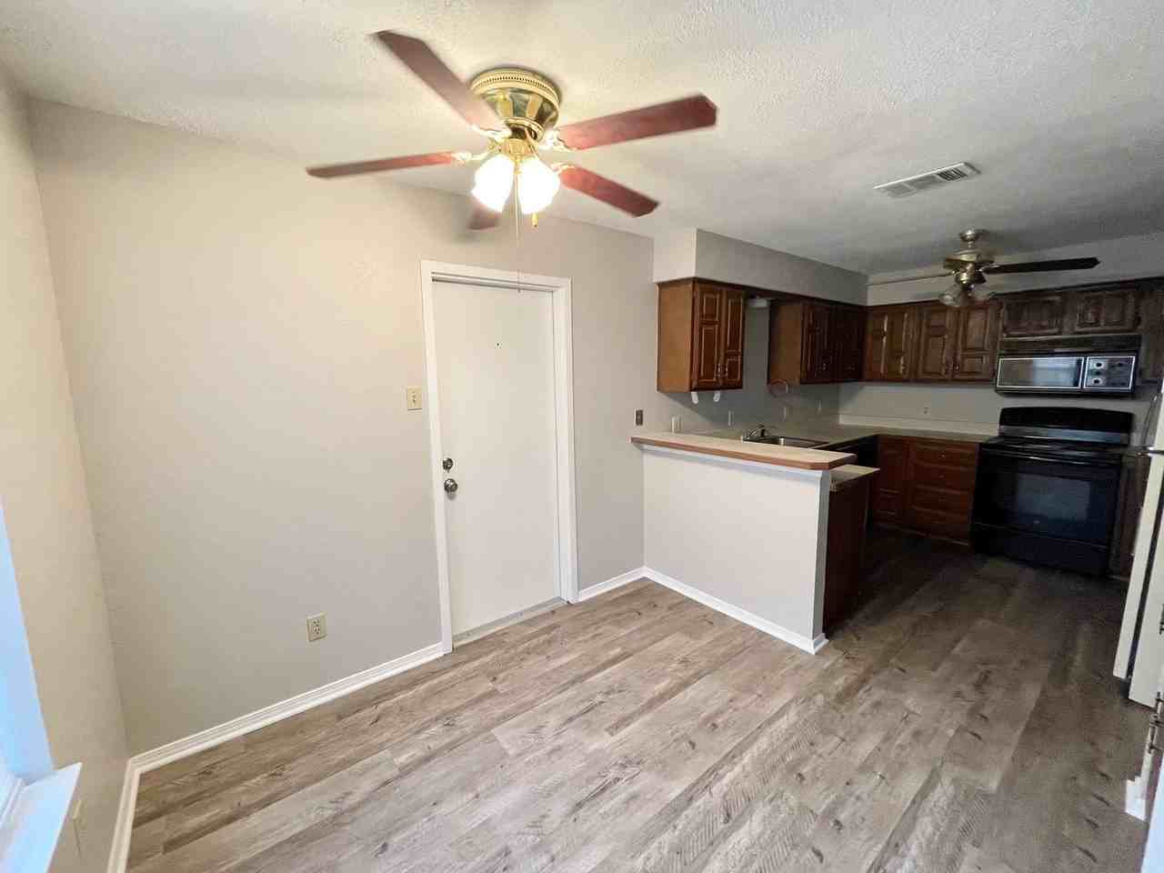 3825 Kimberly Dr - Photo 4 of 13