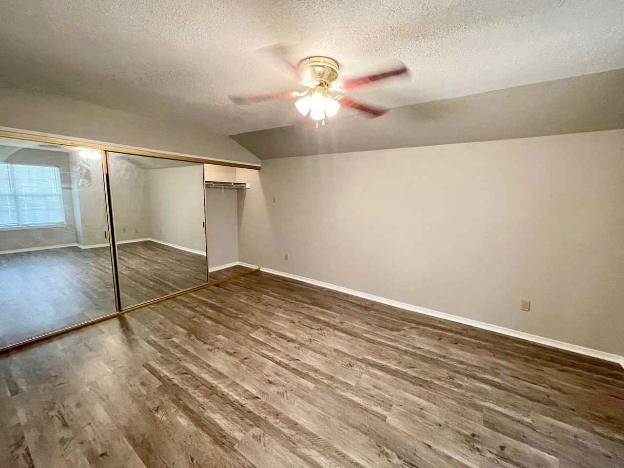 3825 Kimberly Dr - Photo 5 of 13