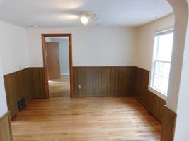 featured image of 1913 Heath Ave