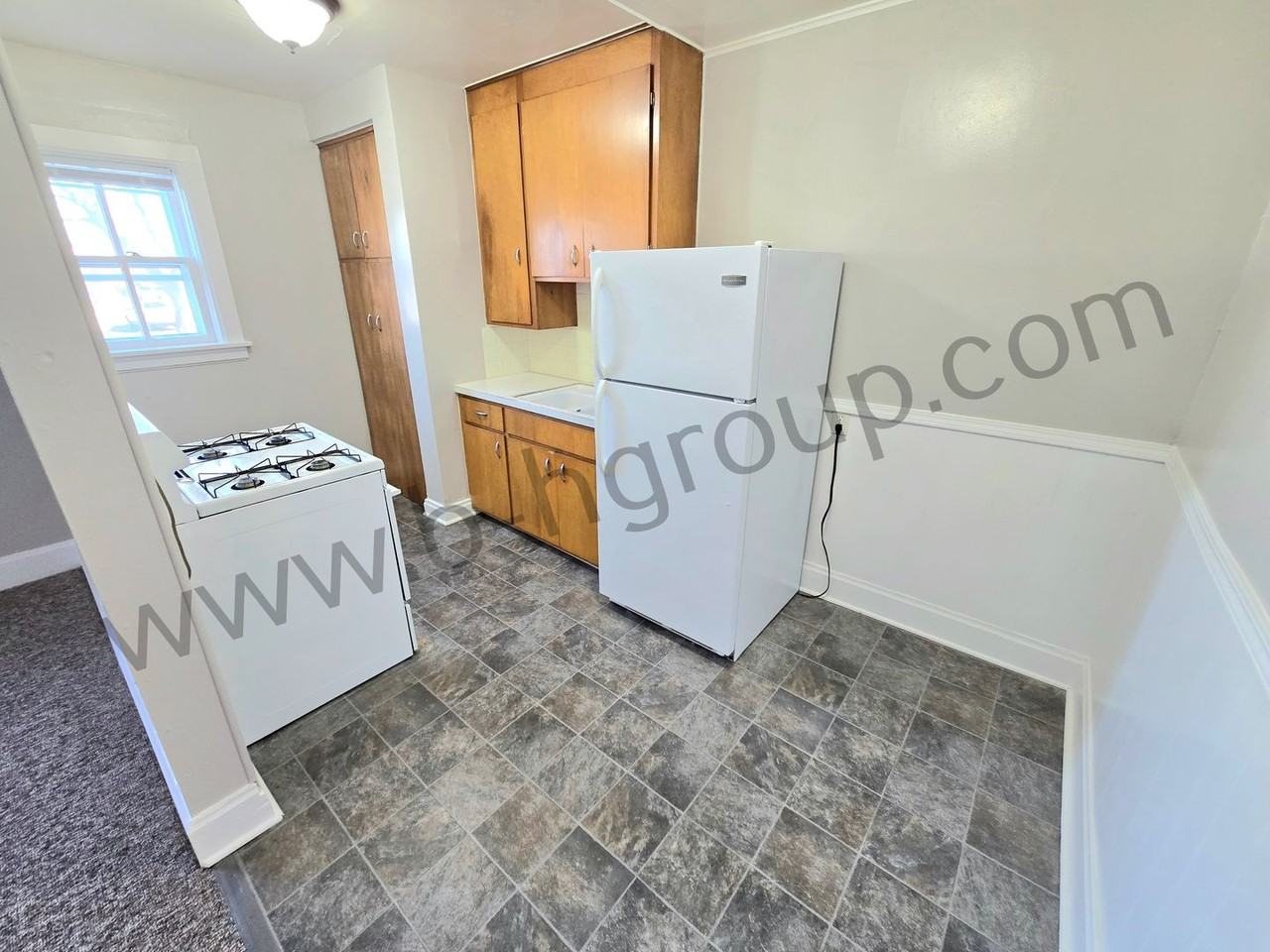 5912 8th Ave - Photo 4 of 15