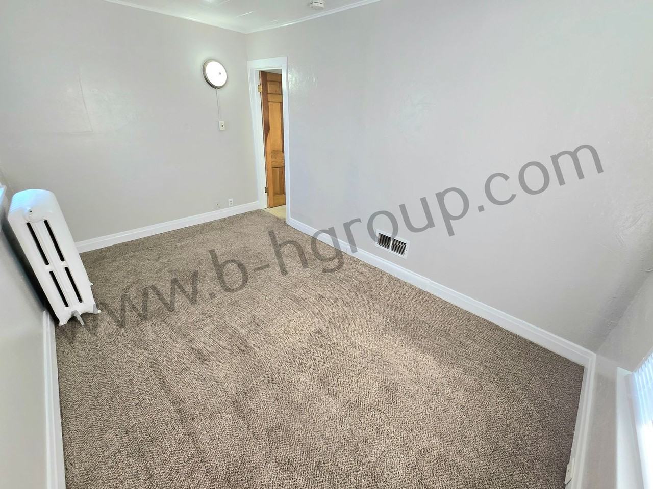 5912 8th Ave - Photo 5 of 15