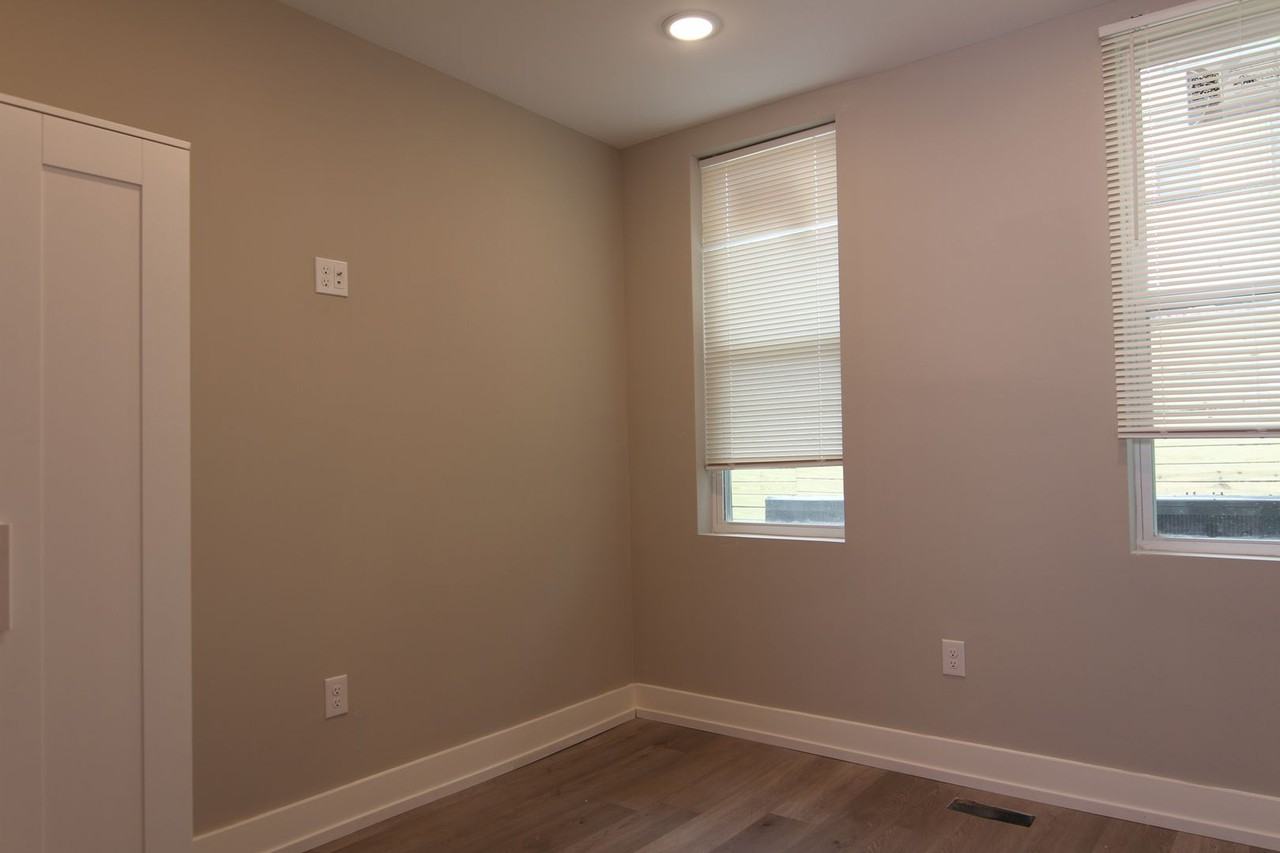 1649 Pratt St - Photo 7 of 16