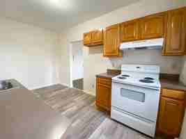 featured image of 162 Ward St