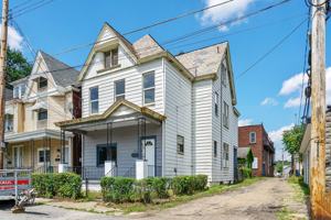 featured image of 812 Ernie St