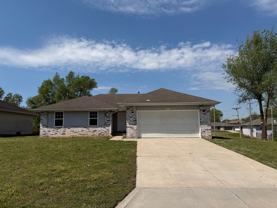 3413 S Leawood Ct - Photo 1 of 1