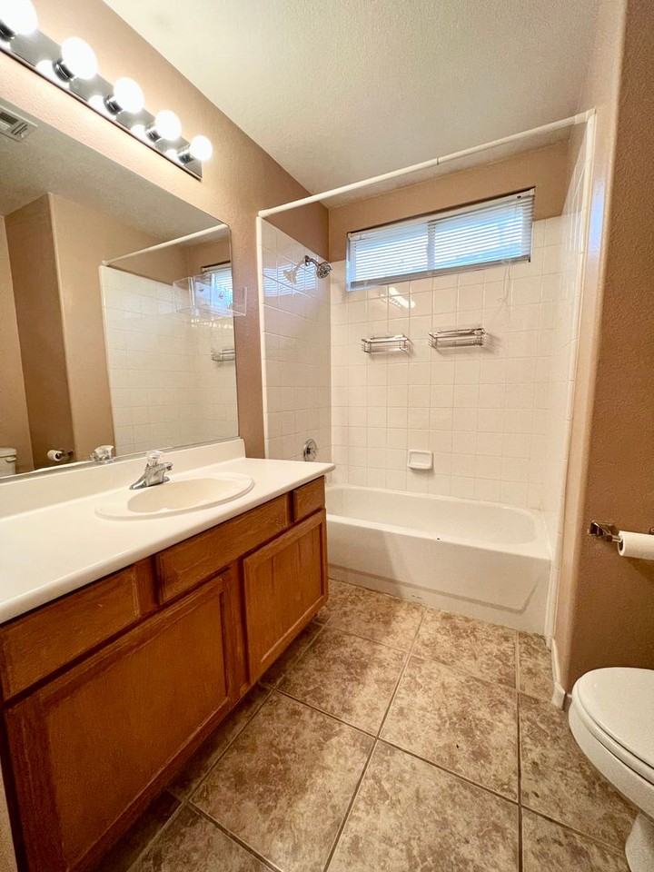 7443 Treasure Chest St - Photo 7 of 12