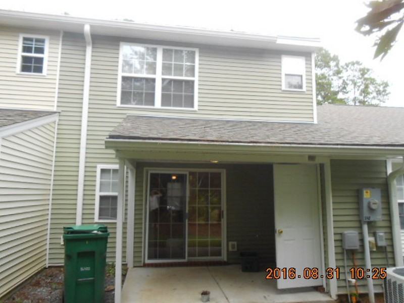 242 West Sq - Photo 6 of 23