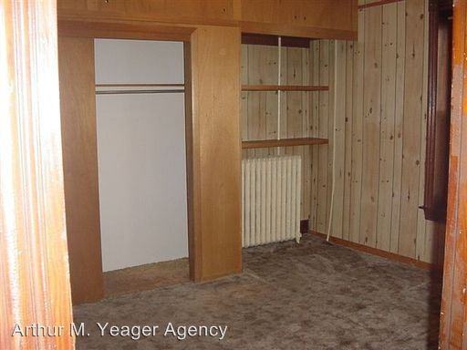 428 Main St - Photo 2 of 6