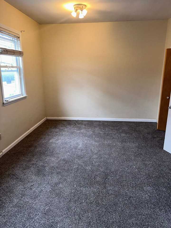 119 S 17th St - Photo 6 of 15