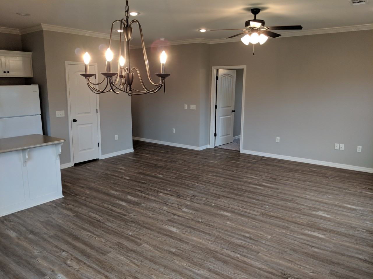 926 Quincy Cv - Photo 2 of 15