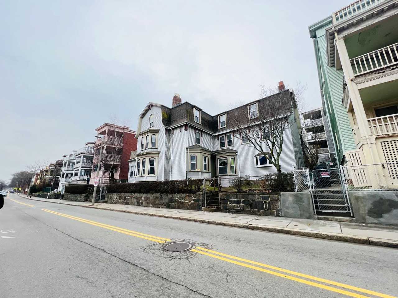 69 Adams St - Photo 3 of 12