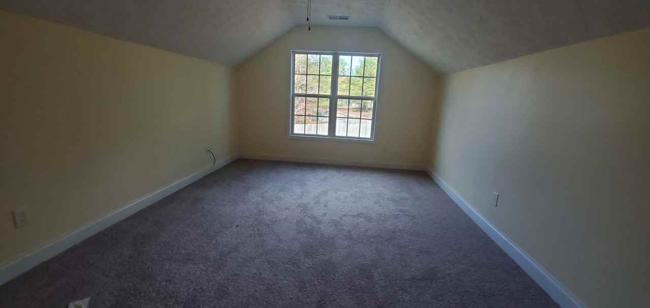 211 Wolfbridge Dr - Photo 4 of 5