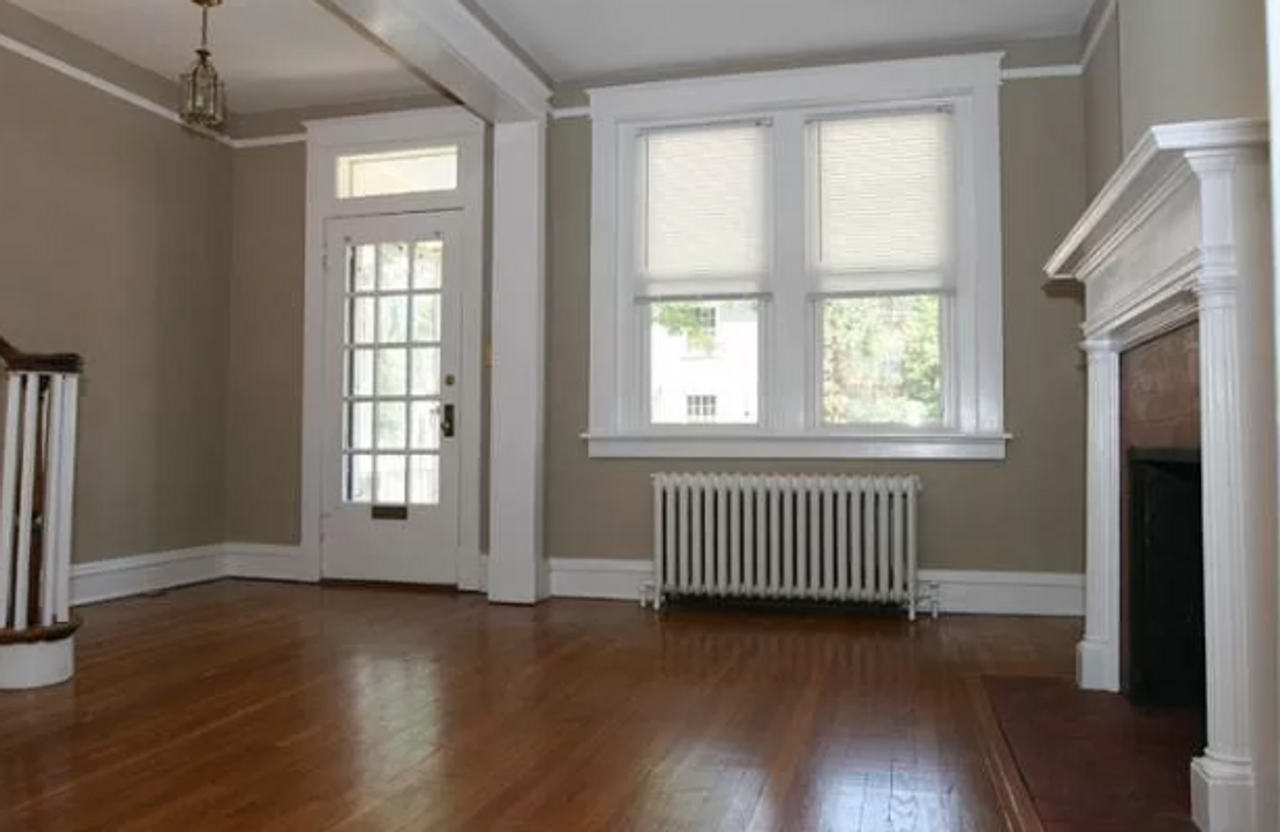 3305 Patterson Ave - Photo 3 of 7