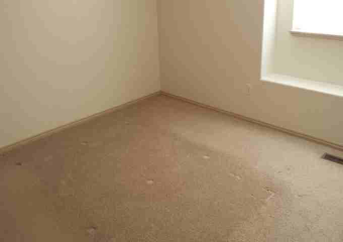 1982 N 225 W - Photo 4 of 14