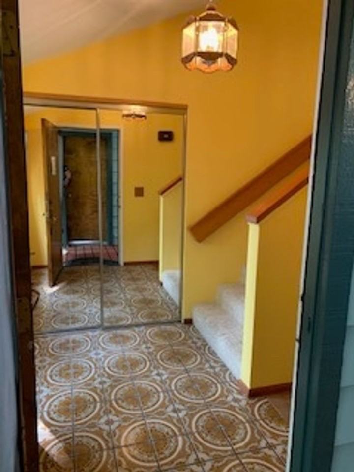 357 Lee St - Photo 4 of 28