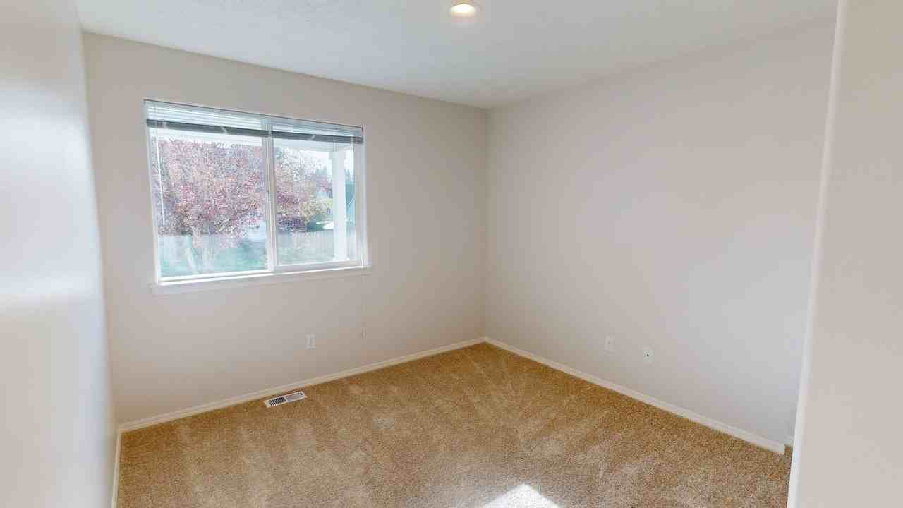 38927 Cascadia Village Dr - Photo 5 of 24