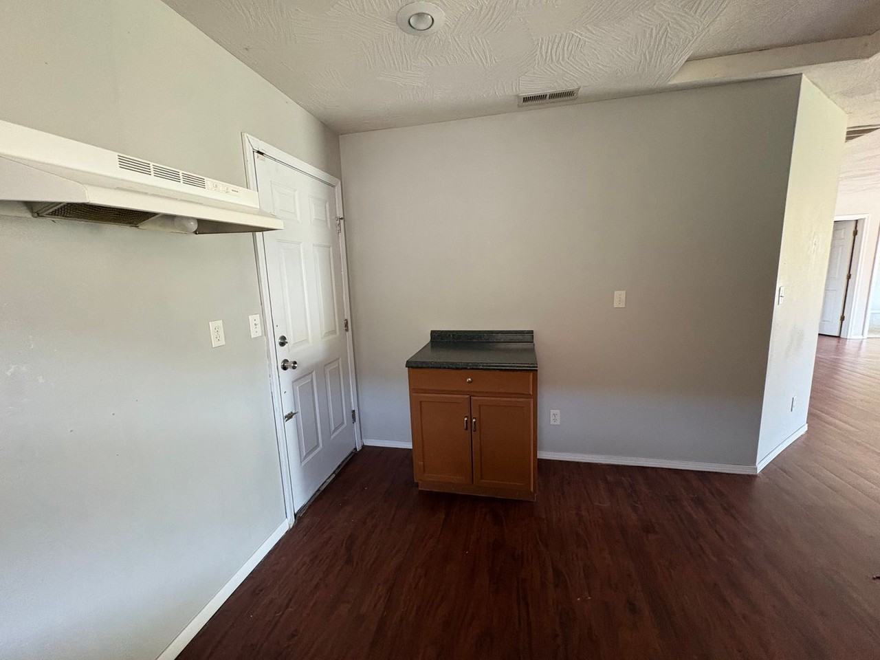 1433 N Prospect Ave - Photo 7 of 22