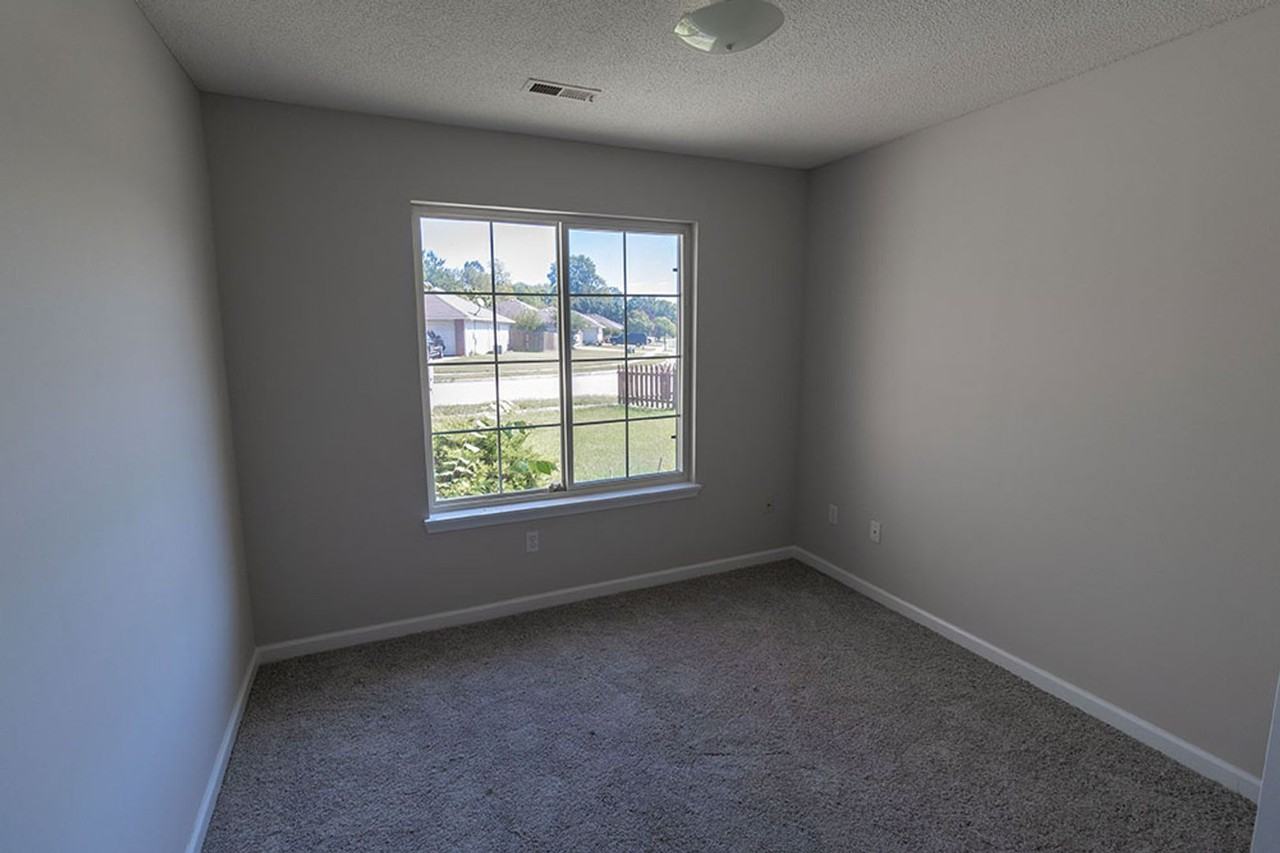 1404 Jean Rae Dr - Photo 7 of 20