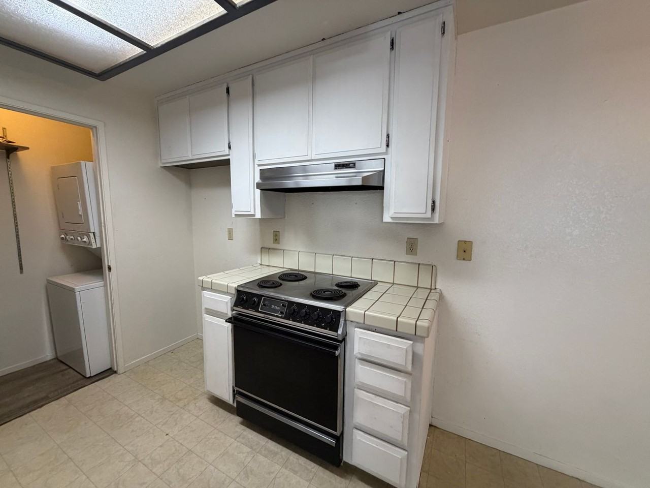 9672 Gage St - Photo 5 of 16